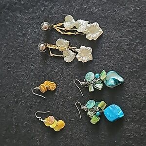 3 Pair of Vintage Sea Shell Dangle Earrings 239